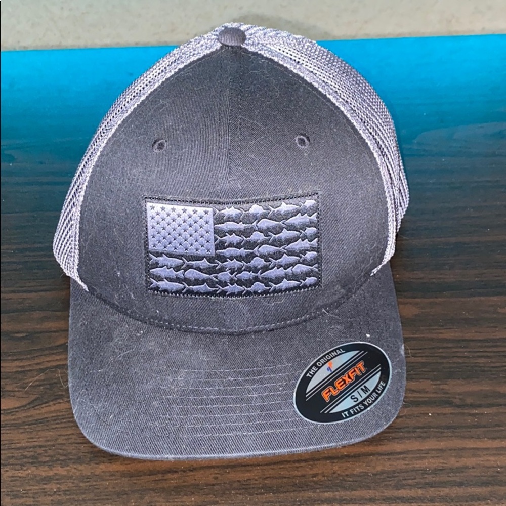 PFG Fish Flag Mesh FlexFit hat
